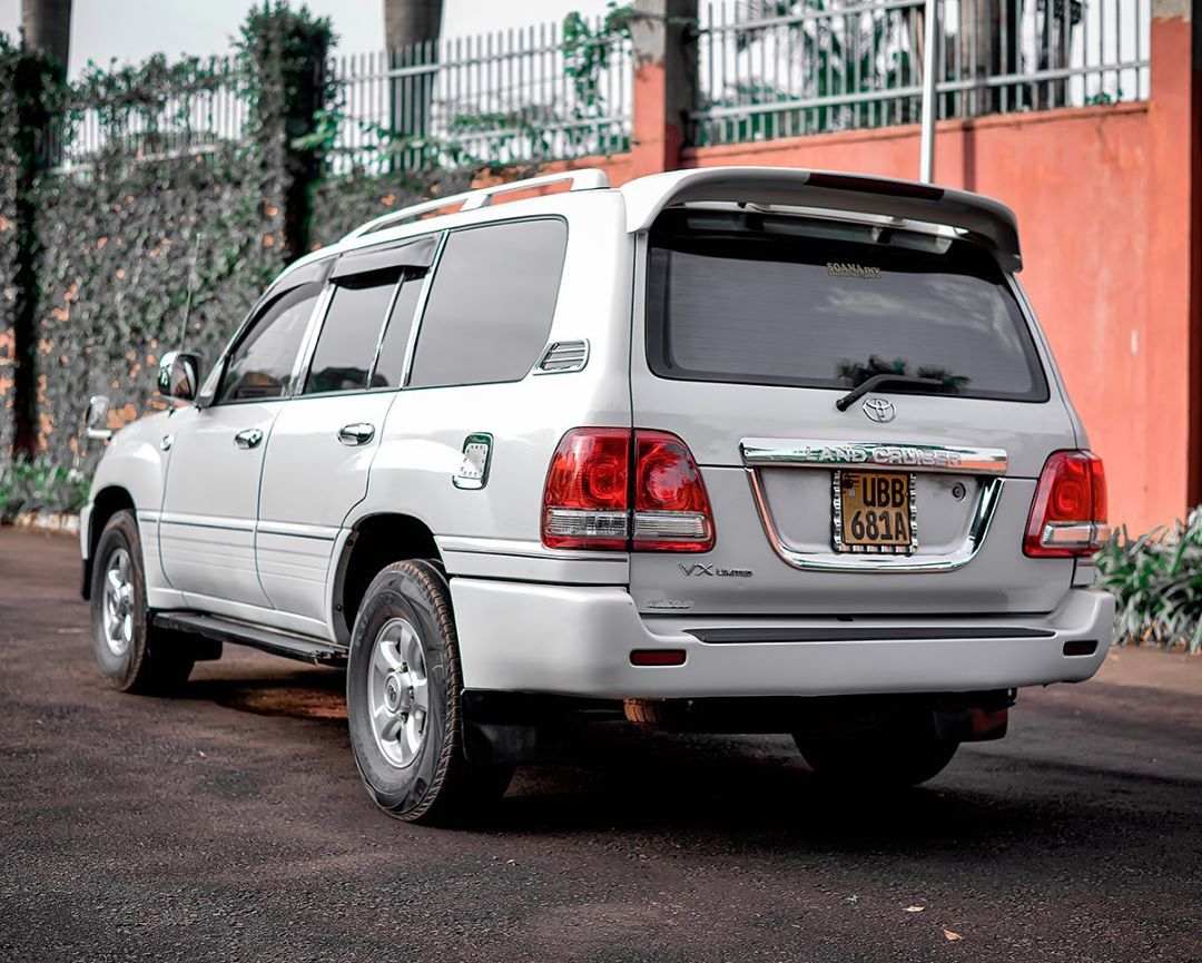 Gravity Omutujju Shows Off New Ride.