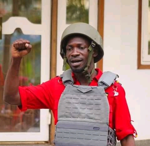 Kyagulanyi resumes campaigns fully dressed in protective gear