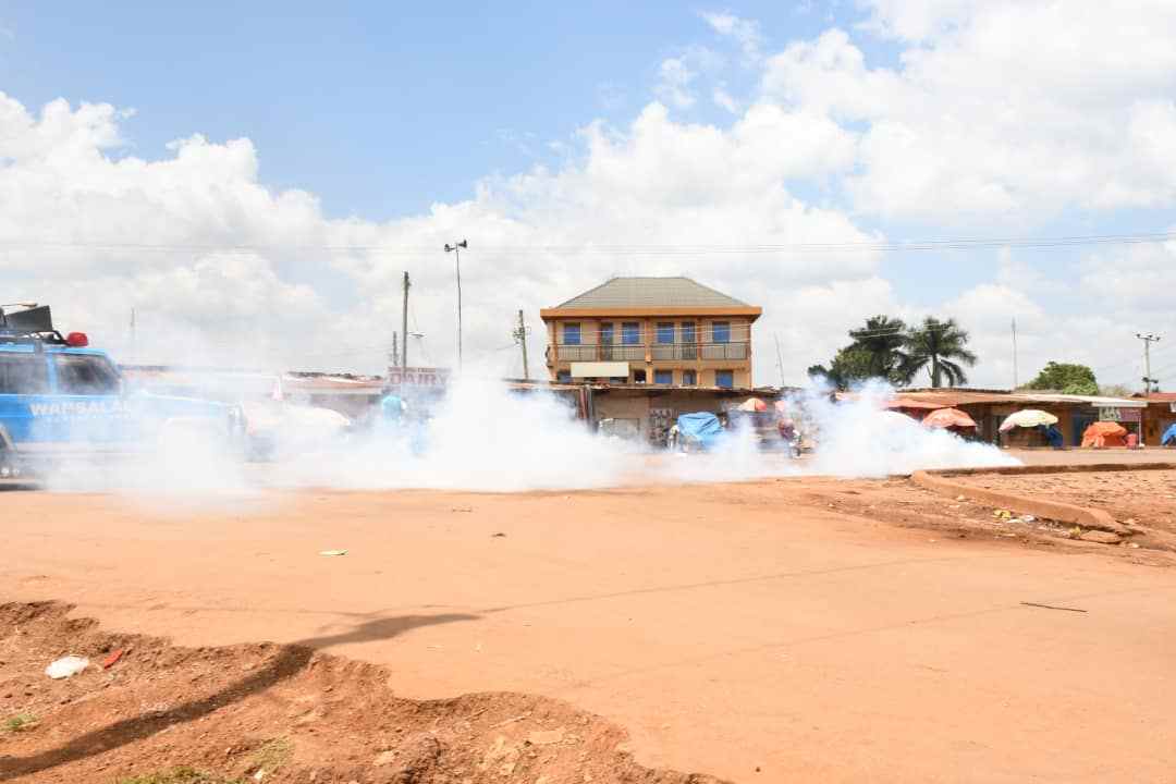 Tear gas in FDC camp.