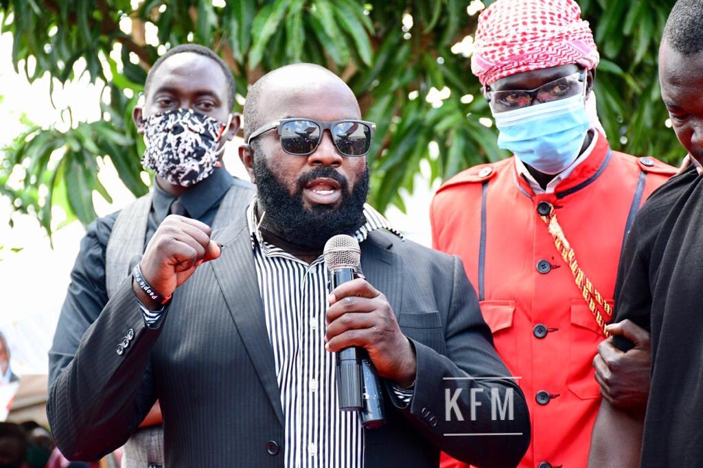 Eddy Mutwe swears to stand with Kyagulanyi till death