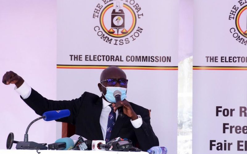Electoral commission eases restrictions on gadget use on voting day