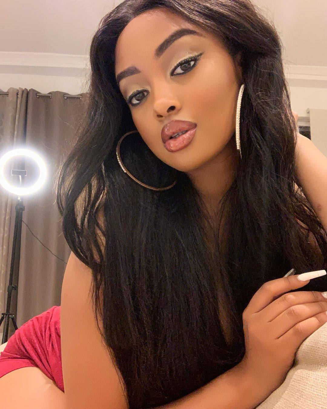 Anita Fabiola Fails to Get Pregnant, Now using Herbs