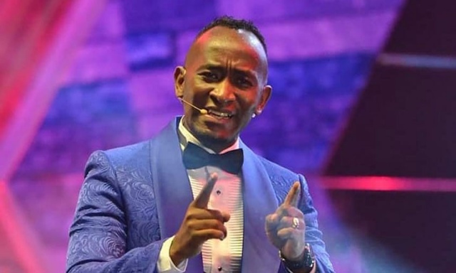 Stop your foolery! Netizens attack prophet Elvis Mbonye over false prophesies.