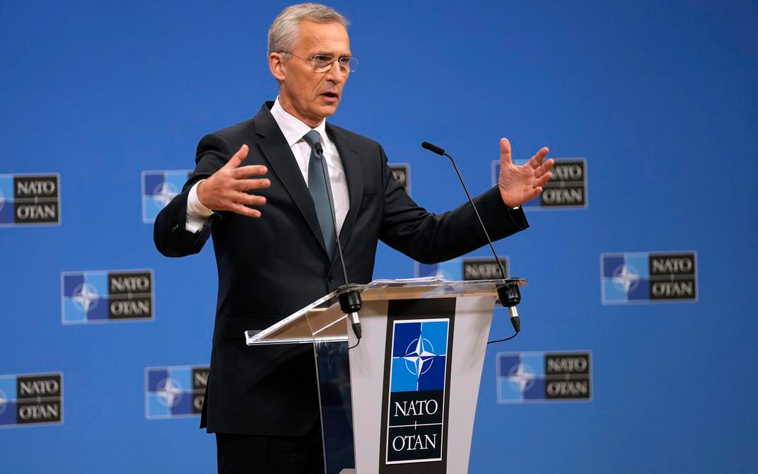 NATO Considers Putting Nuclear Warheads on Standby to Strengthen Deterrence