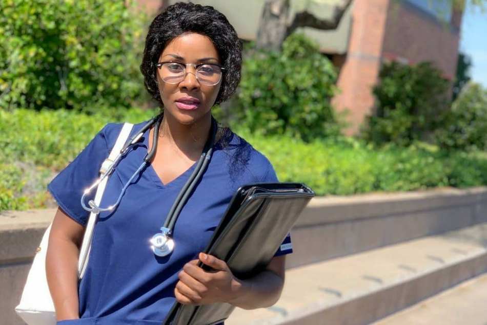 Desire Luzinda  Puts Kitonne In The Past, Goes On With Nursing Studies.