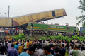 Tragic Collision in West Bengal,India : 15 Dead as Freight Train Crashes into Passenger Train